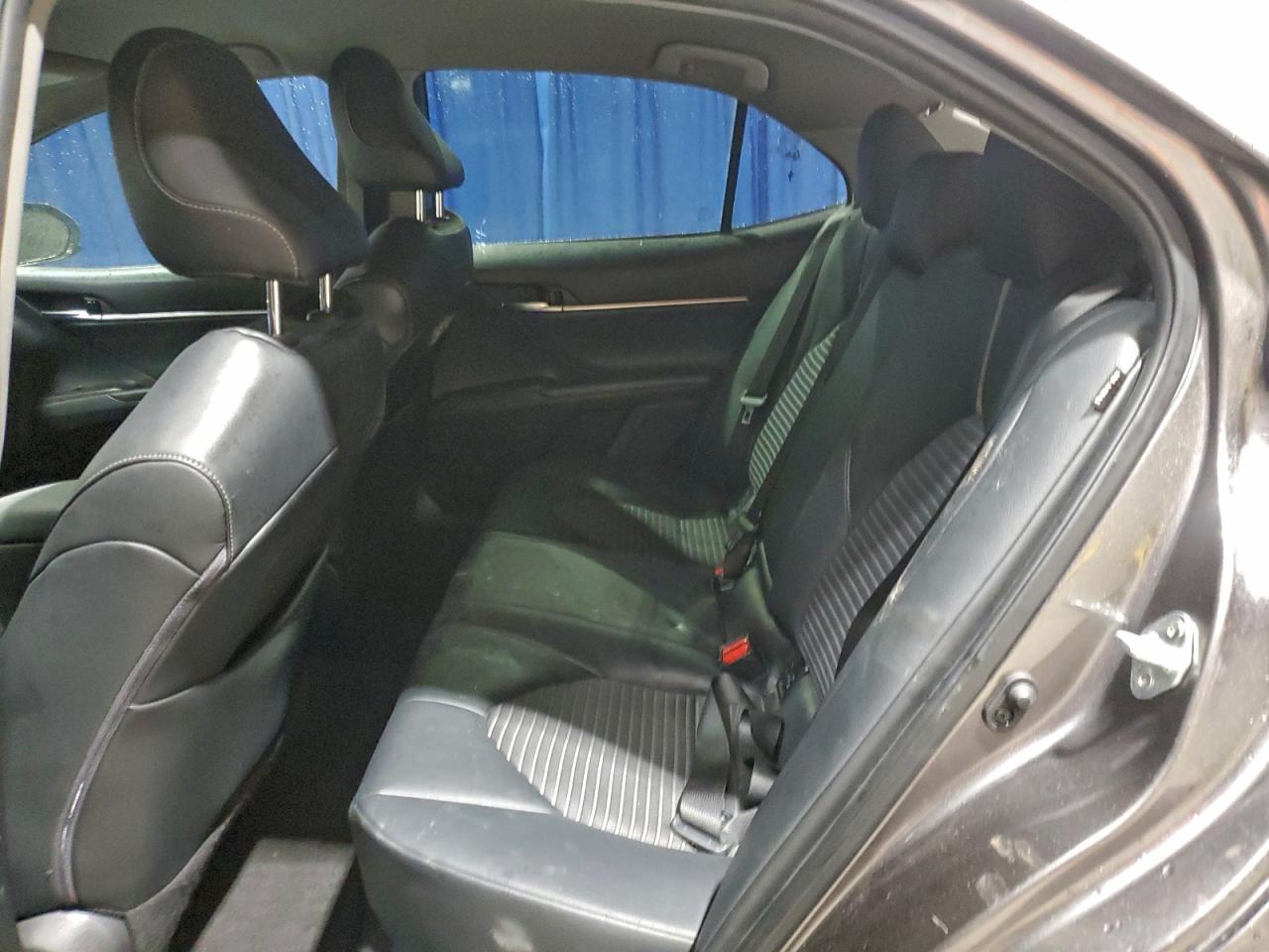 2021 TOYOTA CAMRY SE photo 10