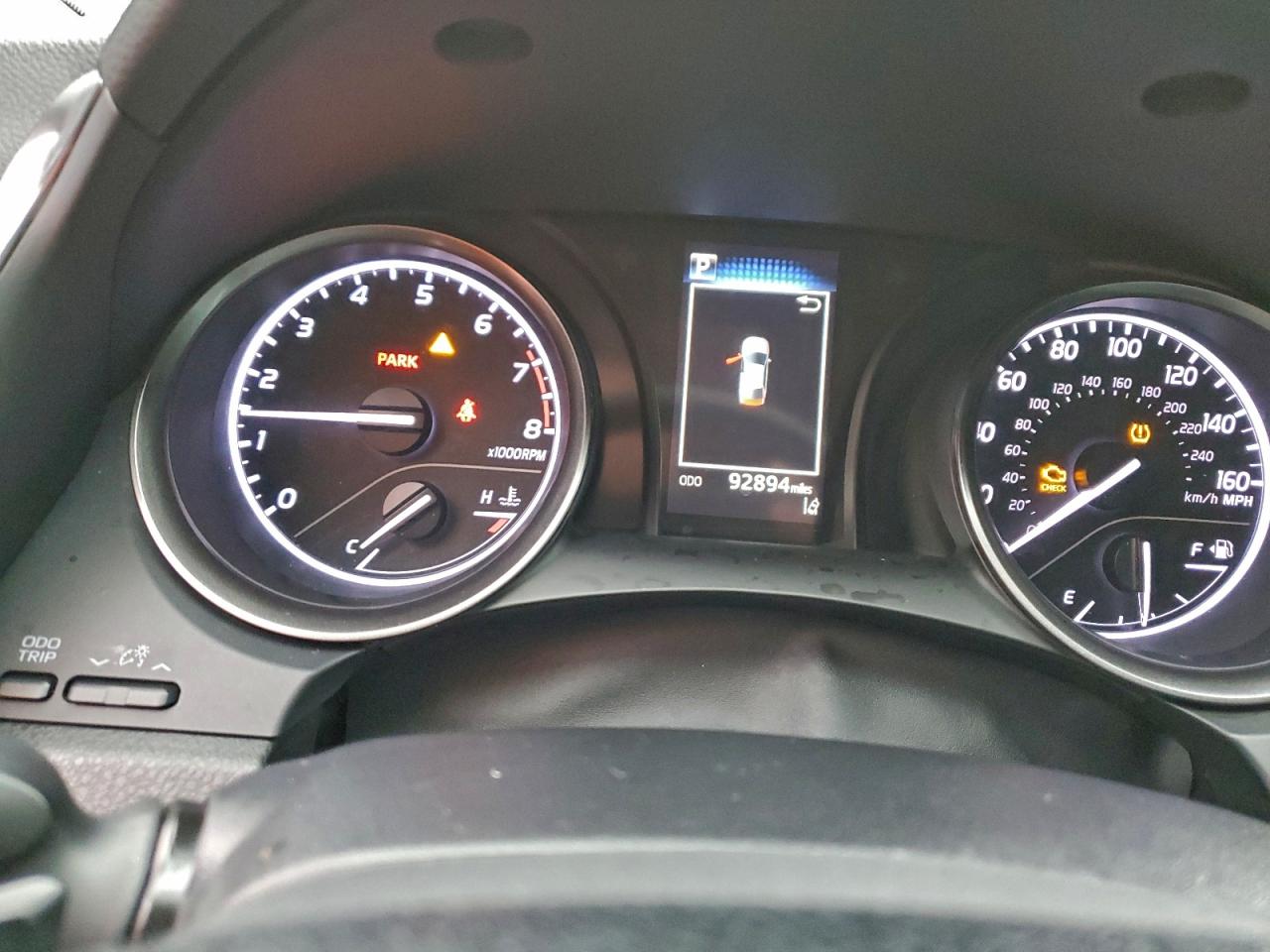 2021 TOYOTA CAMRY SE photo 9