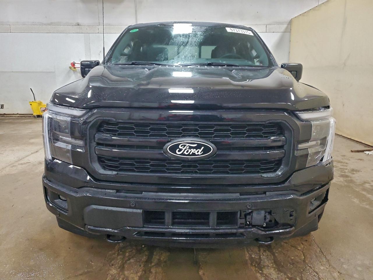 2025 FORD F150 LARIAT photo 9