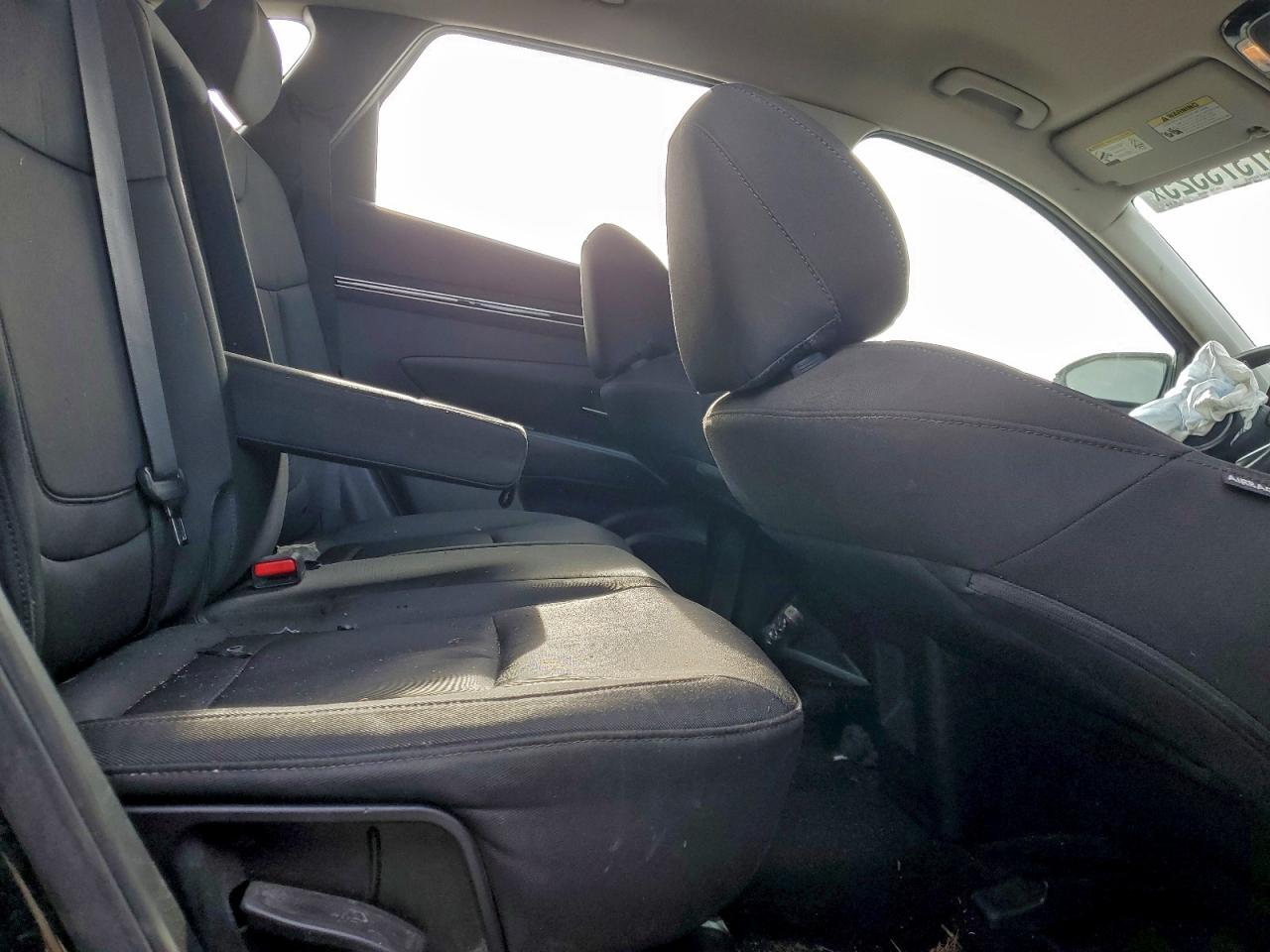 2022 HYUNDAI TUCSON SE photo 11