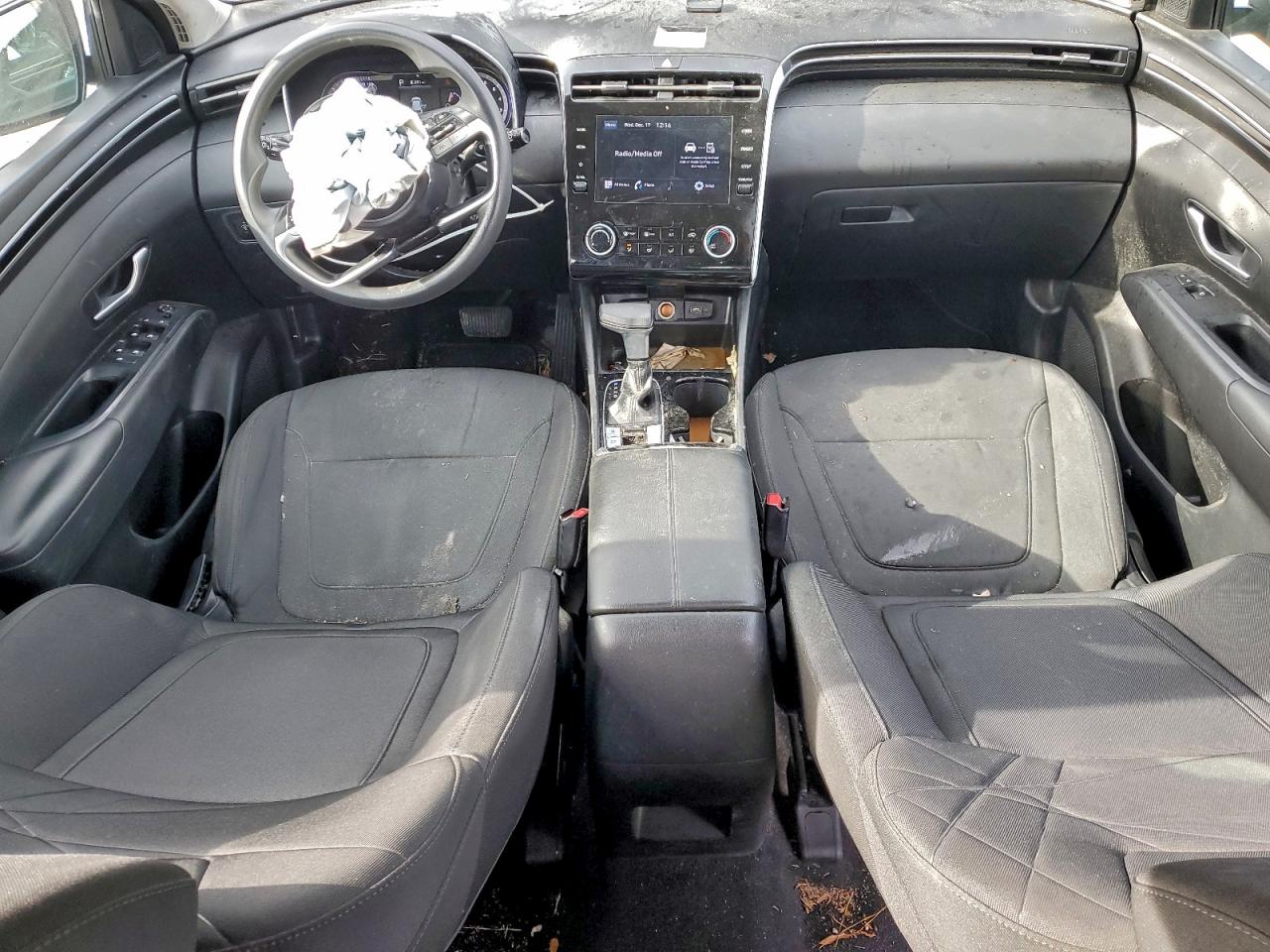 2022 HYUNDAI TUCSON SE photo 8