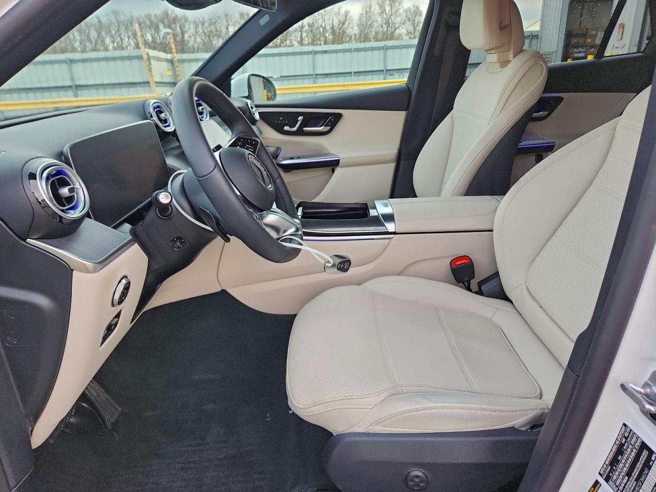 2025 MERCEDES-BENZ GLC 300 4MATIC photo 7