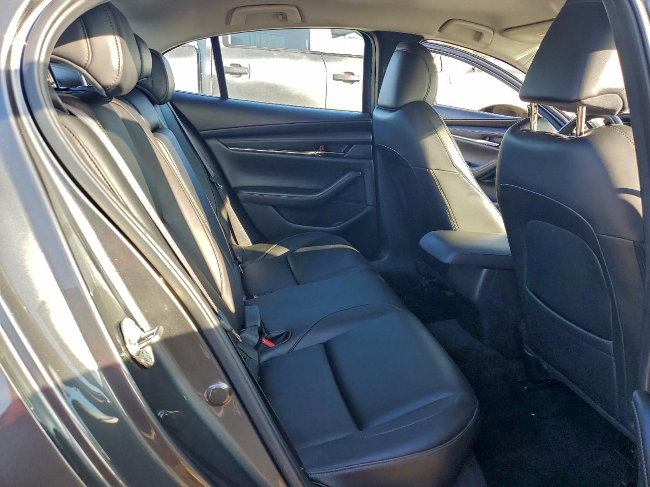 2019 MAZDA 3 PREFERRED PLUS photo 10