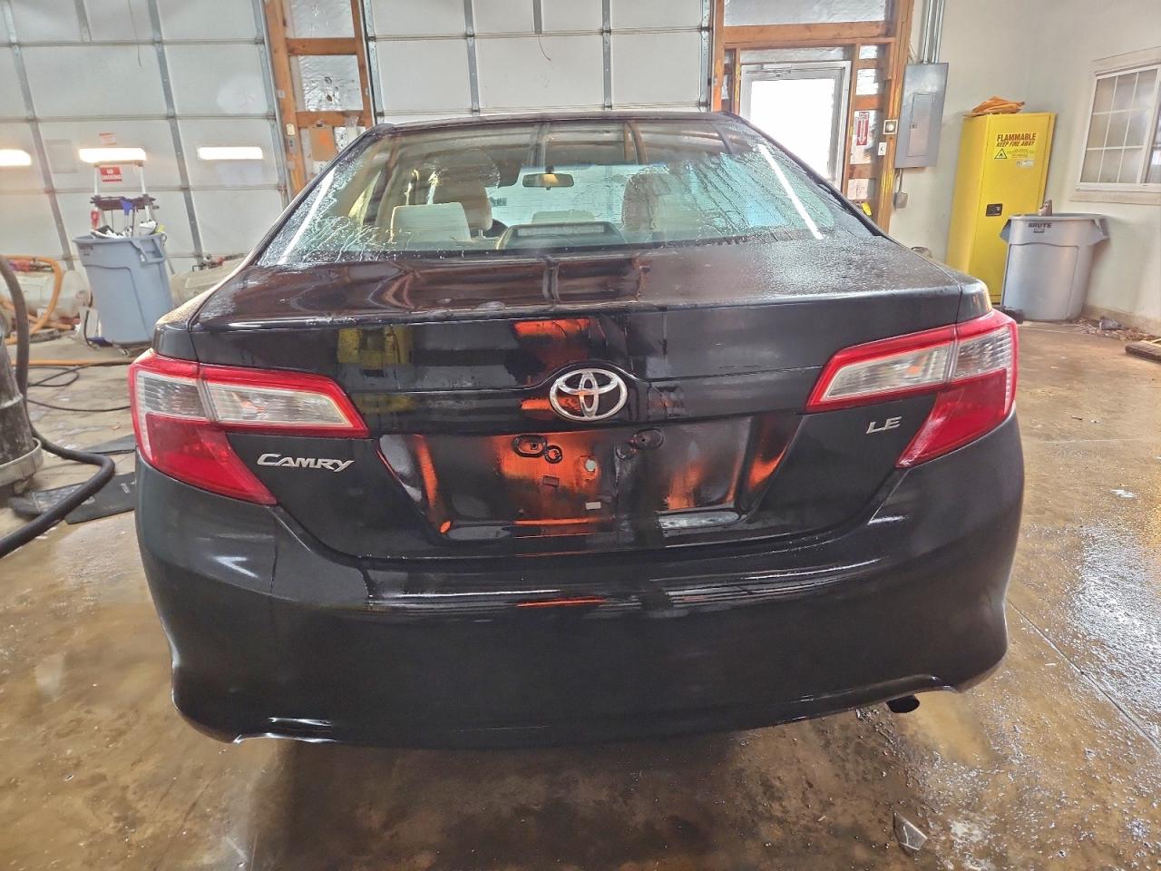 2013 TOYOTA CAMRY L photo 6
