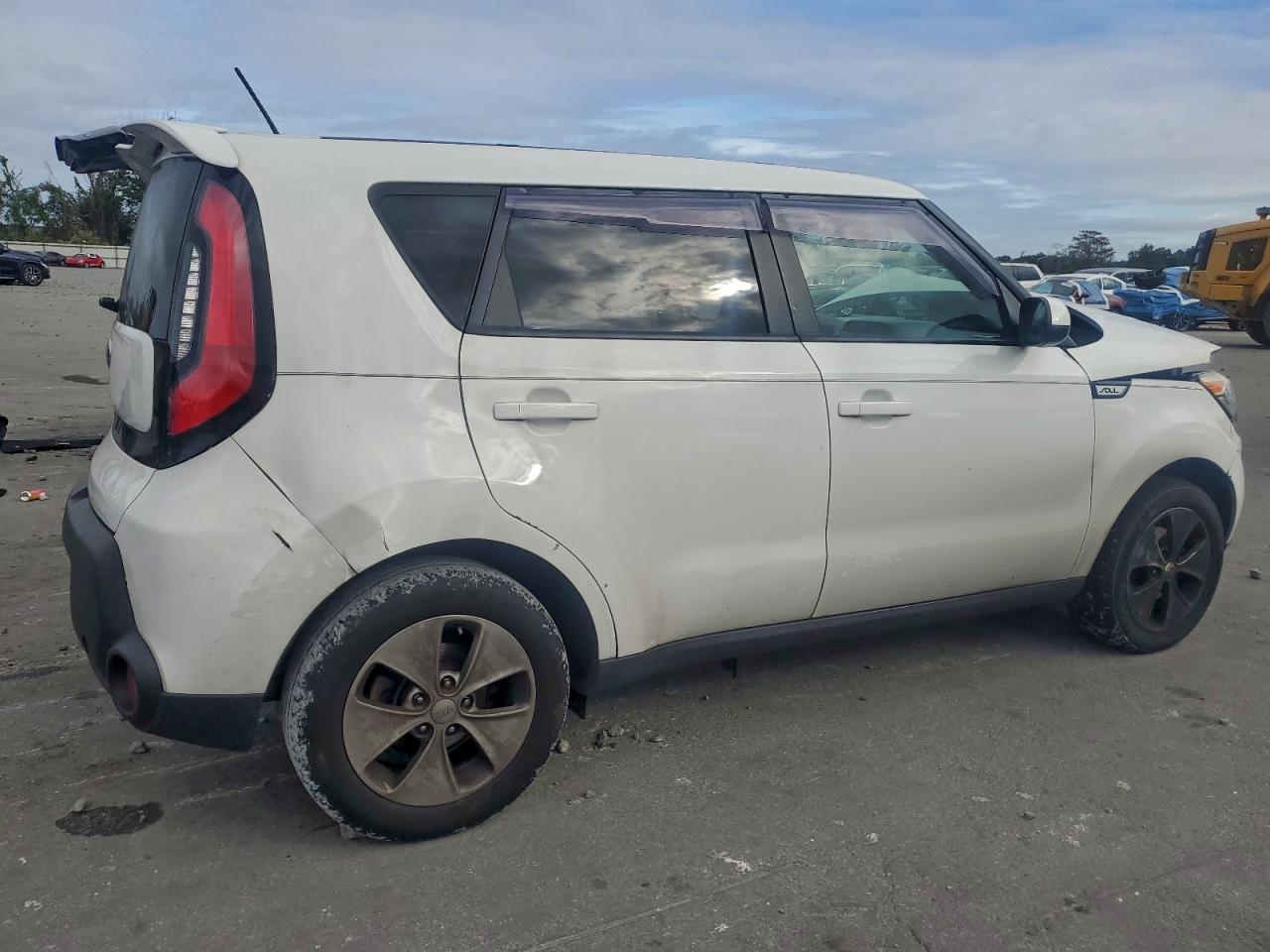 2016 KIA SOUL photo 3