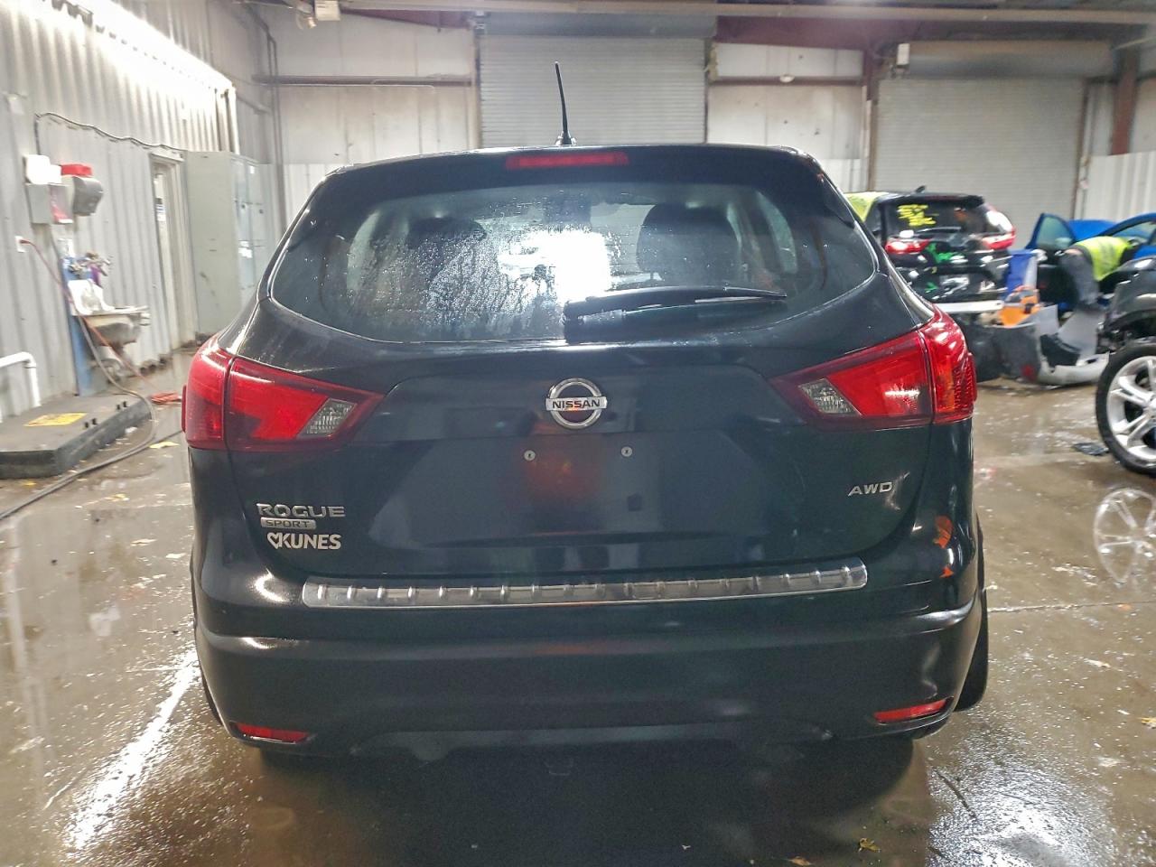 2018 NISSAN ROGUE SPORT S photo 6