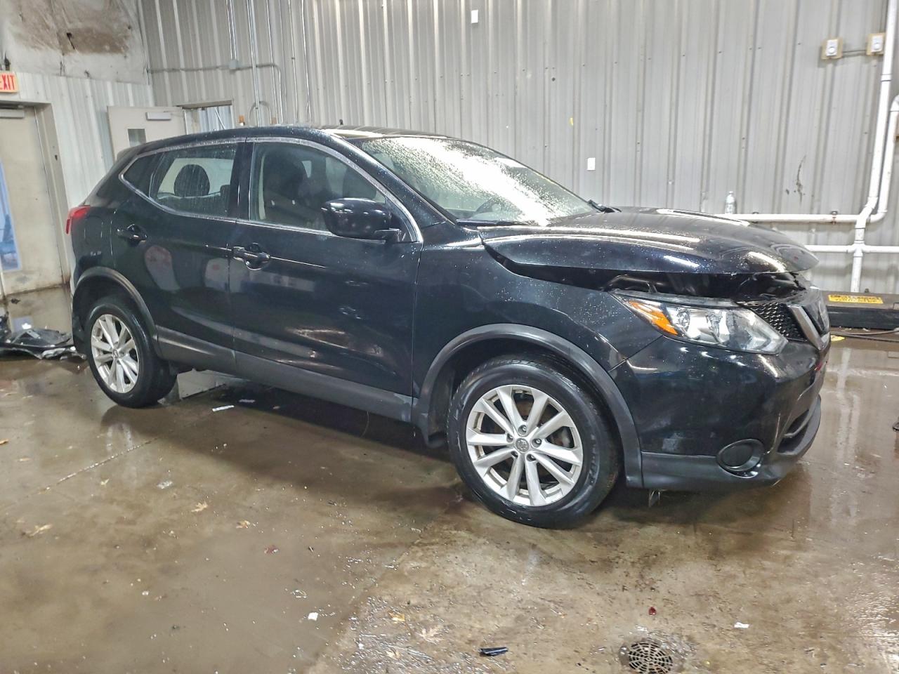 2018 NISSAN ROGUE SPORT S photo 4