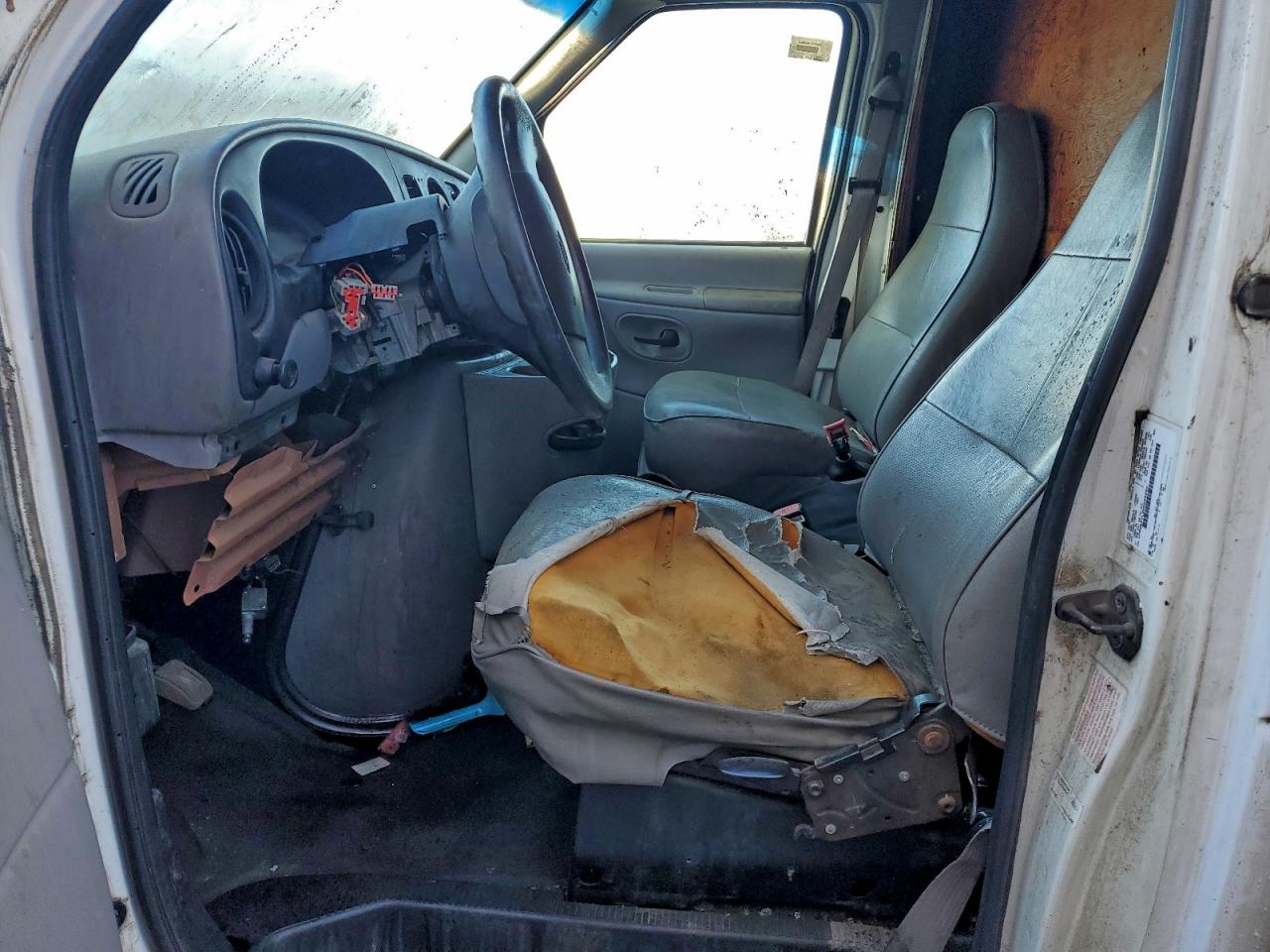 1998 FORD ECONOLINE E350 CUTAWAY VAN photo 7