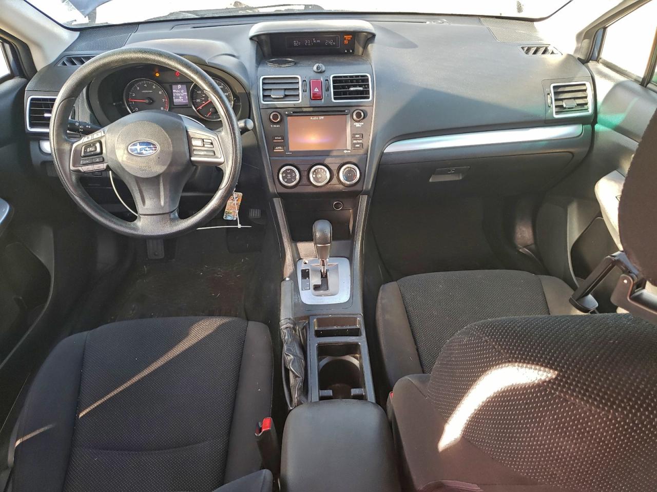2015 SUBARU IMPREZA photo 15