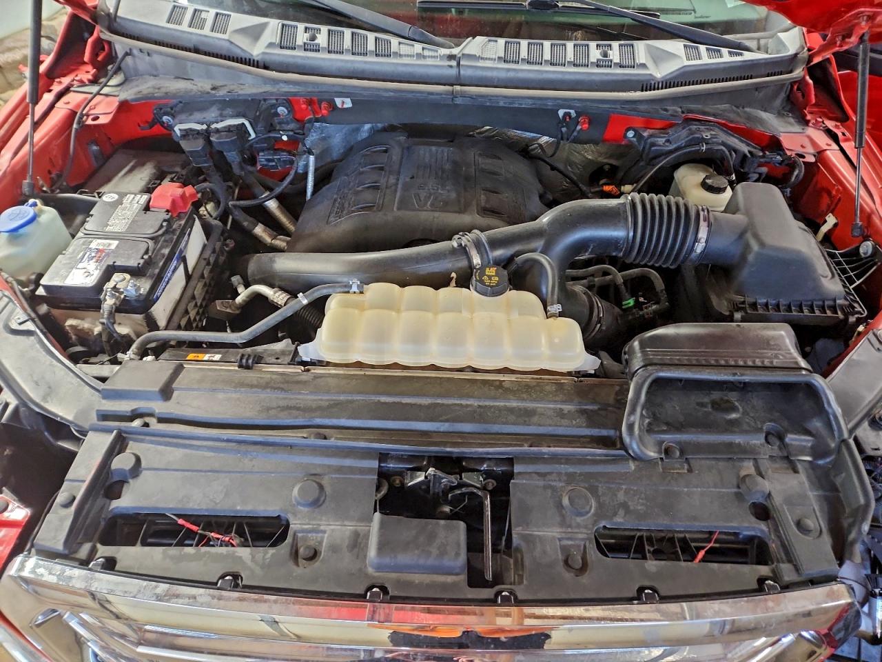 2015 FORD F150 SUPERCREW photo 31