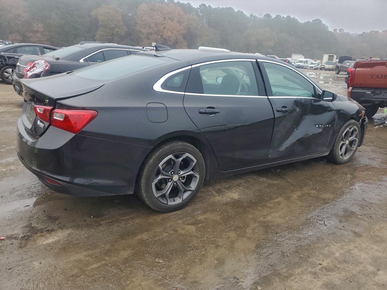 2023 CHEVROLET MALIBU LT photo 5