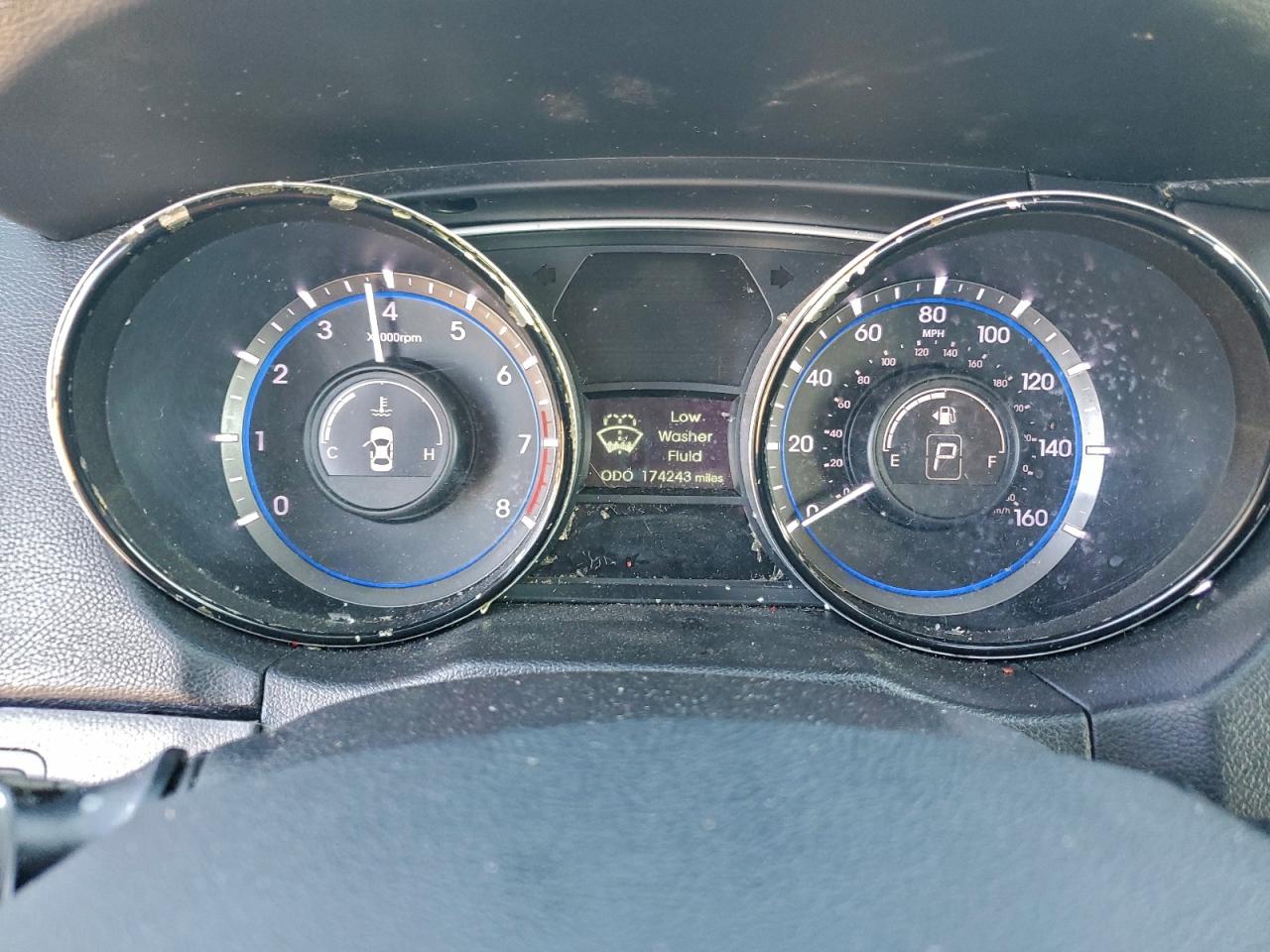 2013 HYUNDAI SONATA SE photo 25