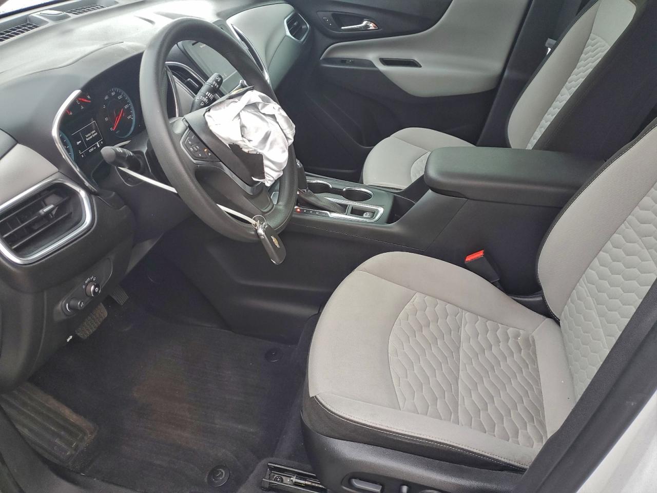 2020 CHEVROLET EQUINOX LS photo 13