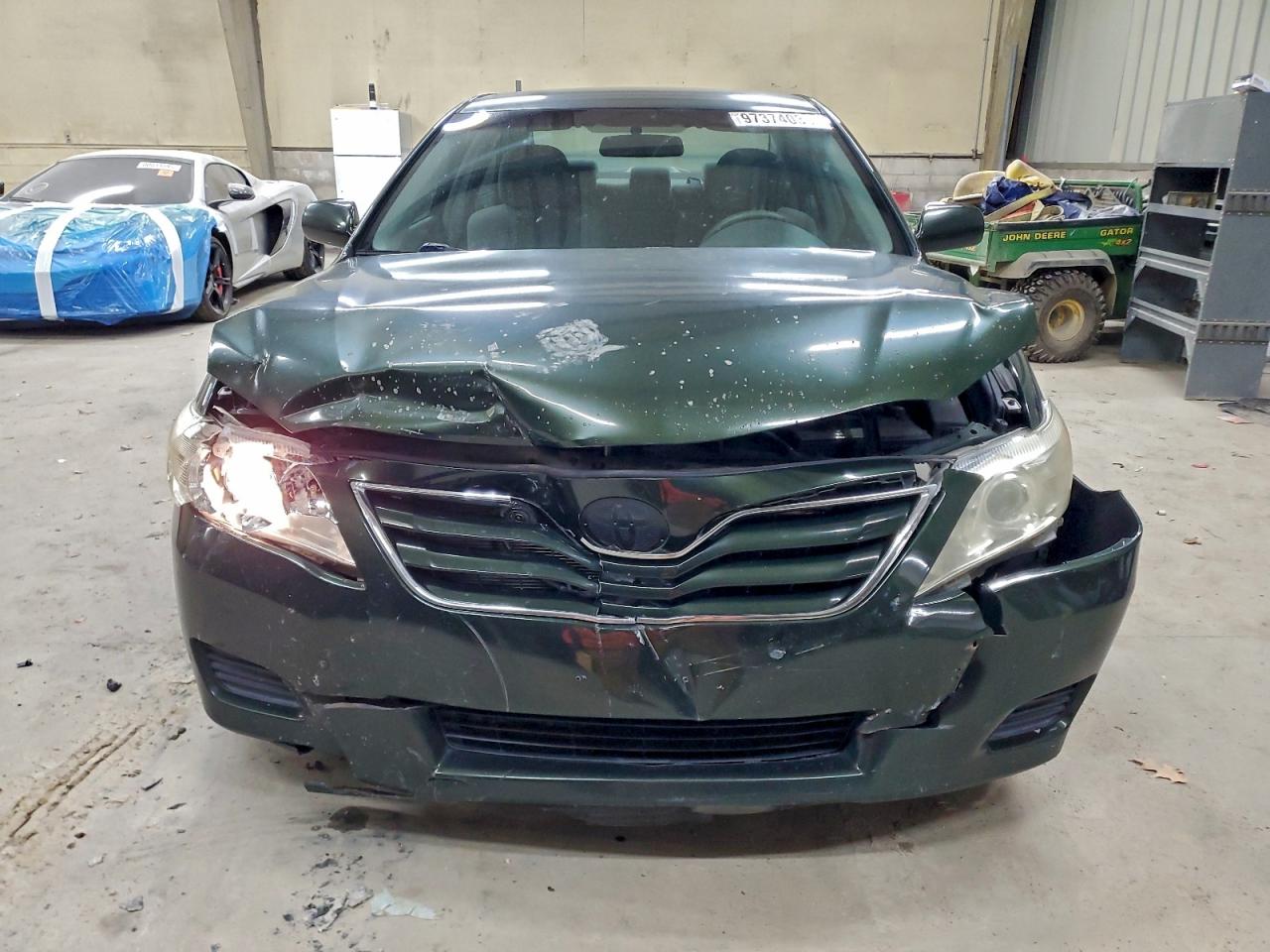 2011 TOYOTA CAMRY BASE photo 9