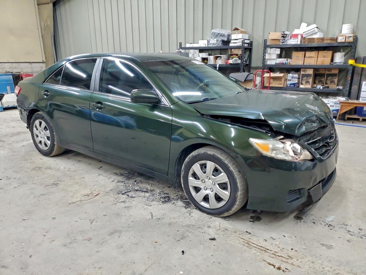2011 TOYOTA CAMRY BASE photo 7
