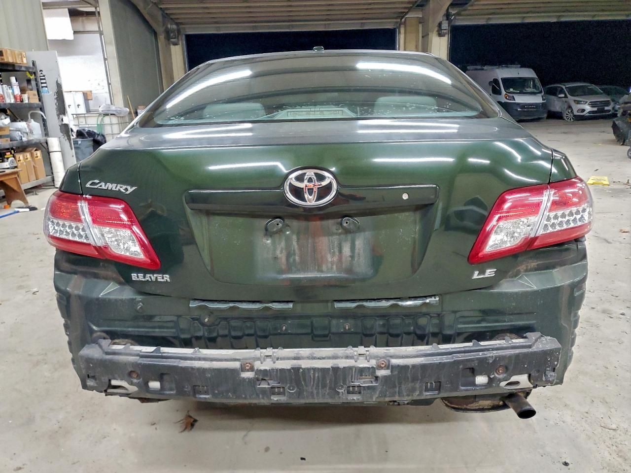 2011 TOYOTA CAMRY BASE photo 11