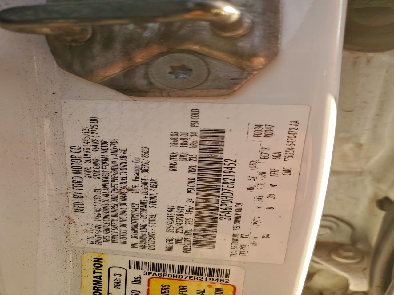 2014 FORD FUSION SE photo 33