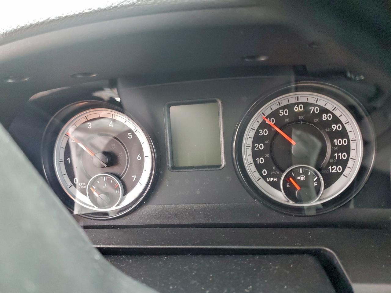 2014 RAM 1500 SLT photo 9