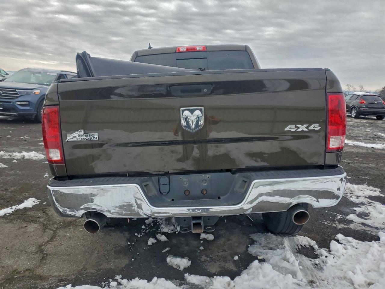 2014 RAM 1500 SLT photo 6
