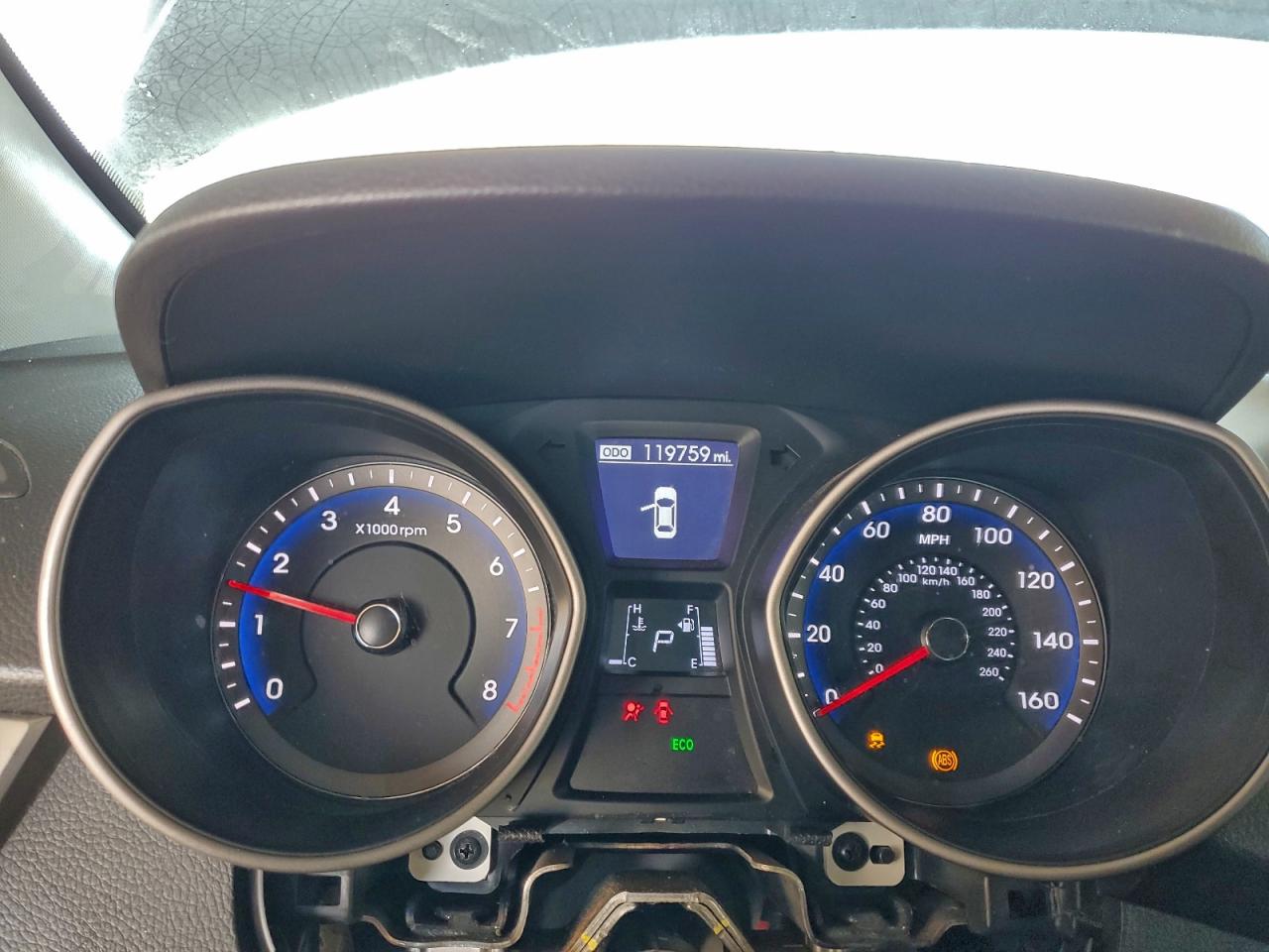2017 HYUNDAI ELANTRA GT photo 9