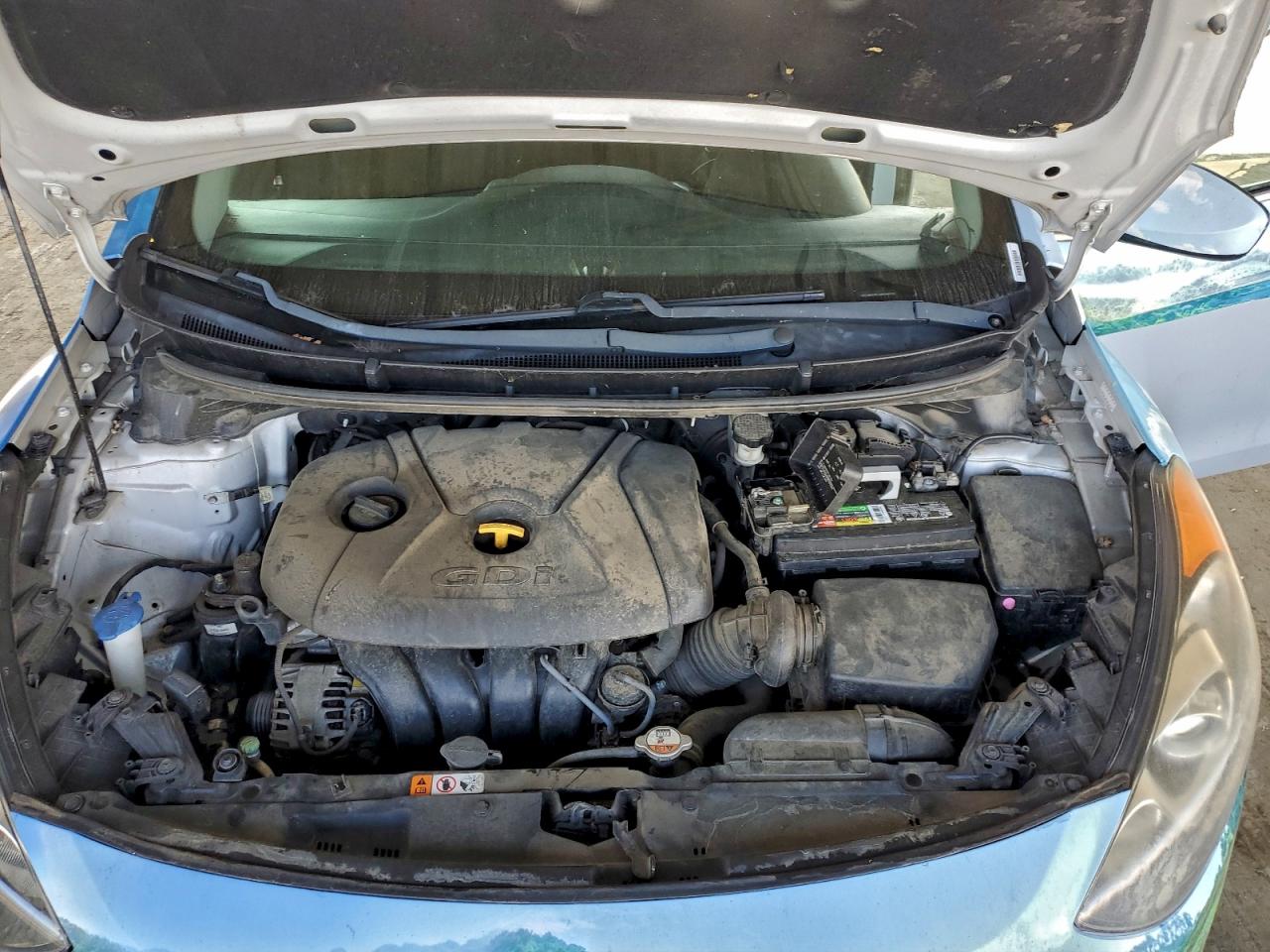 2017 HYUNDAI ELANTRA GT photo 11