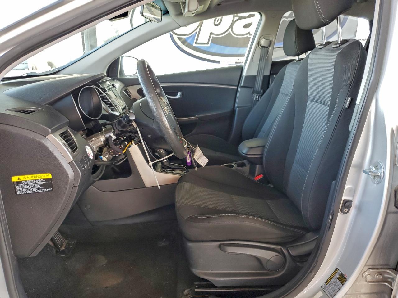 2017 HYUNDAI ELANTRA GT photo 7