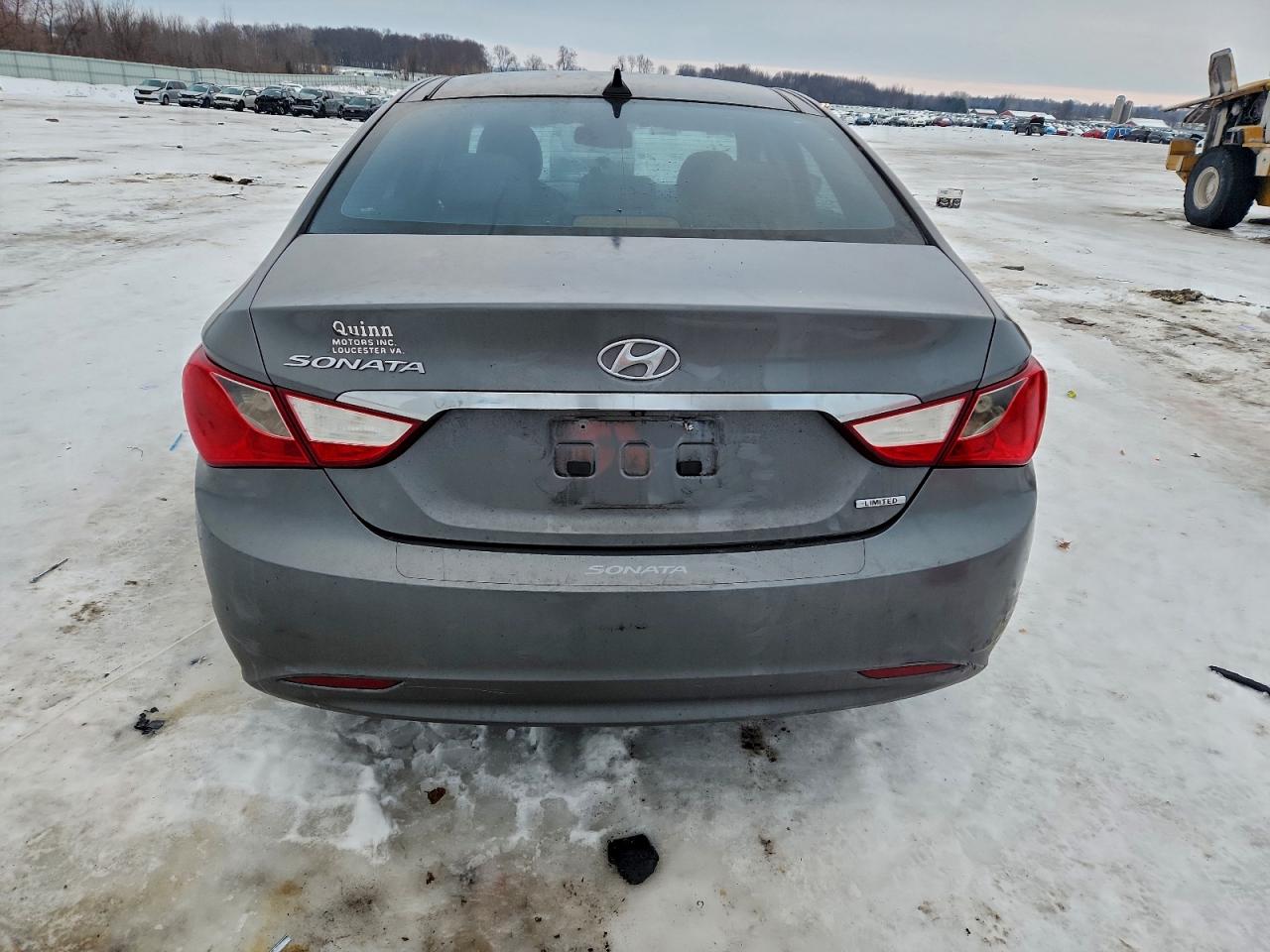 2013 HYUNDAI SONATA SE photo 11