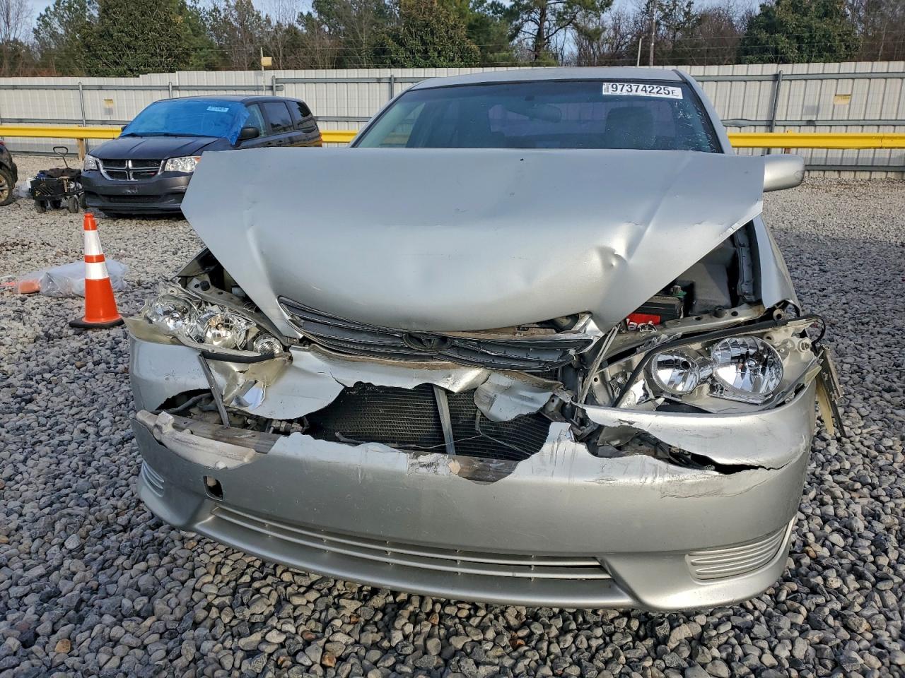 2006 TOYOTA CAMRY LE photo 5