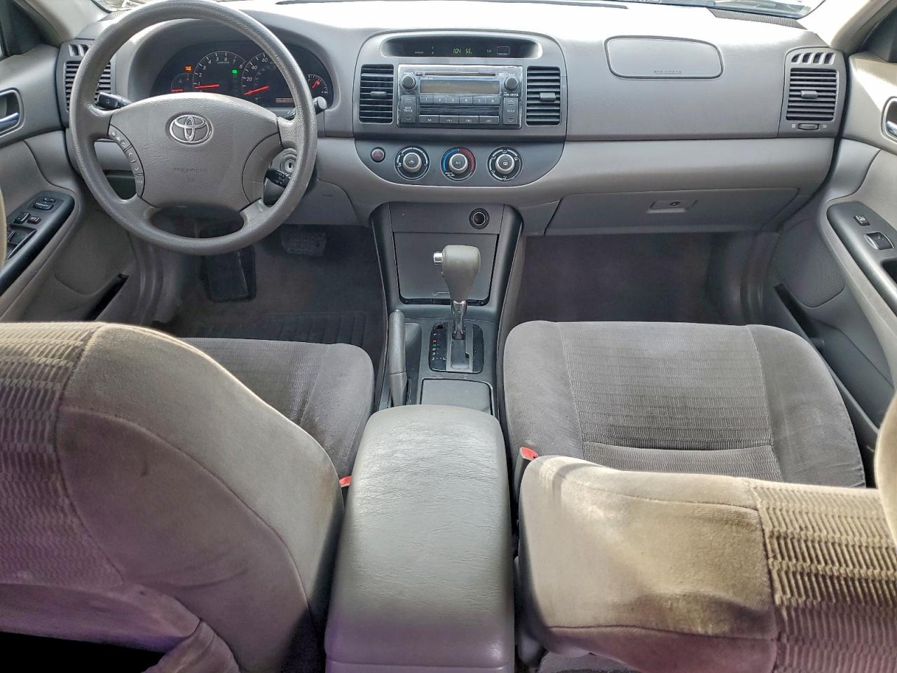 2006 TOYOTA CAMRY LE photo 8
