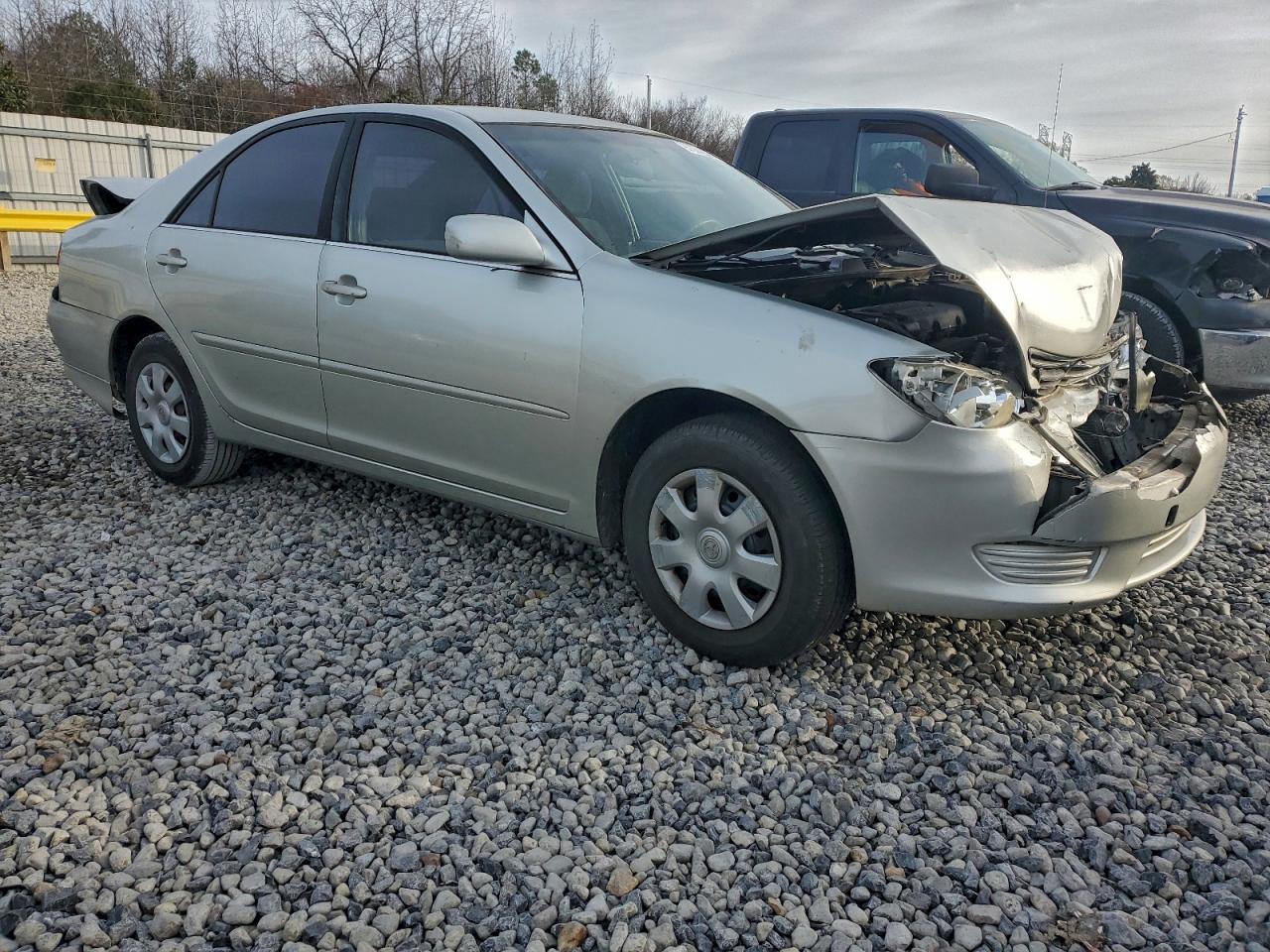 2006 TOYOTA CAMRY LE photo 4