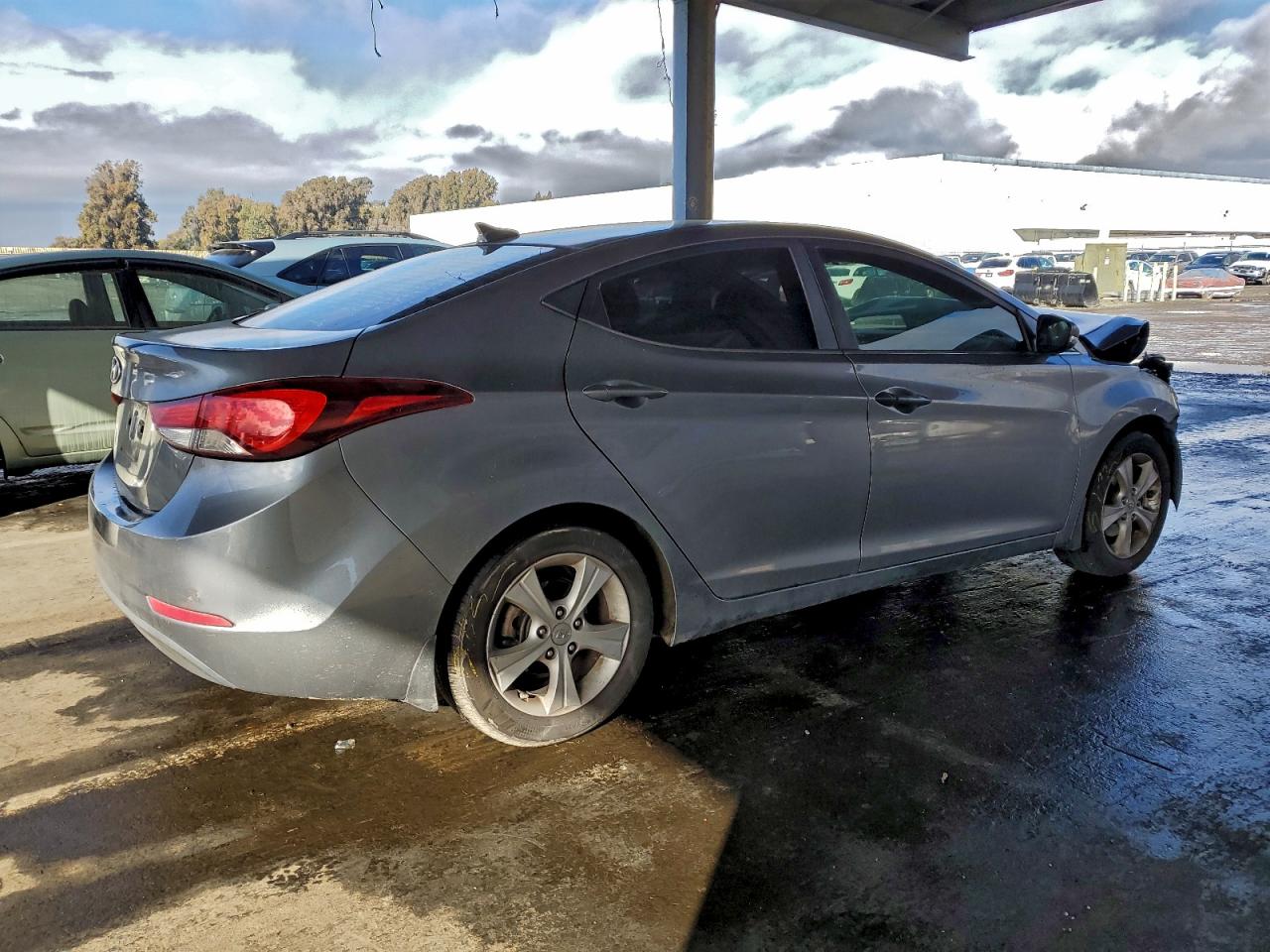 2016 HYUNDAI ELANTRA SE photo 3
