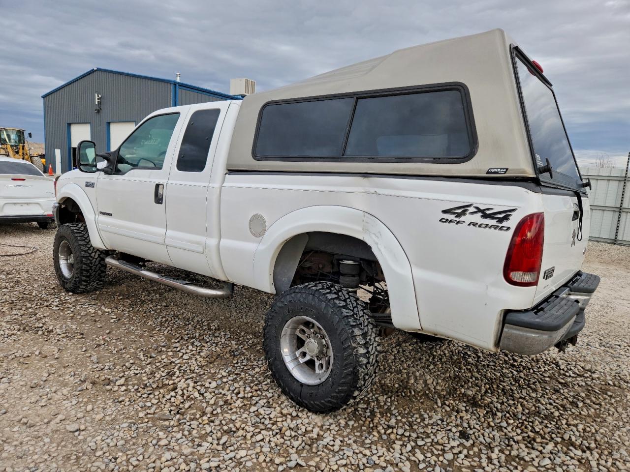 2001 FORD F350 SRW SUPER DUTY photo 2