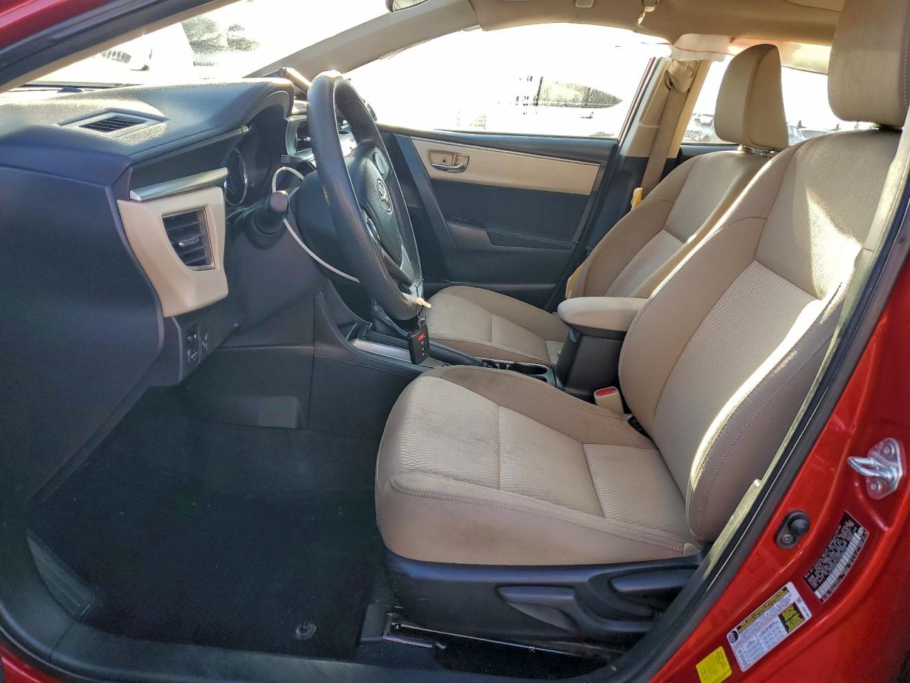 2014 TOYOTA COROLLA L photo 19