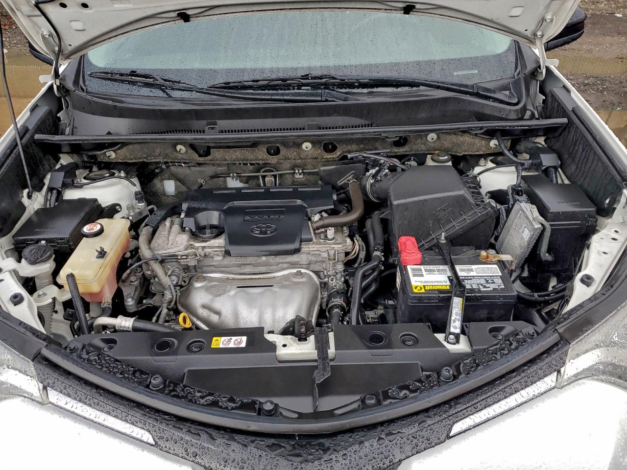 2018 TOYOTA RAV4 LE photo 11