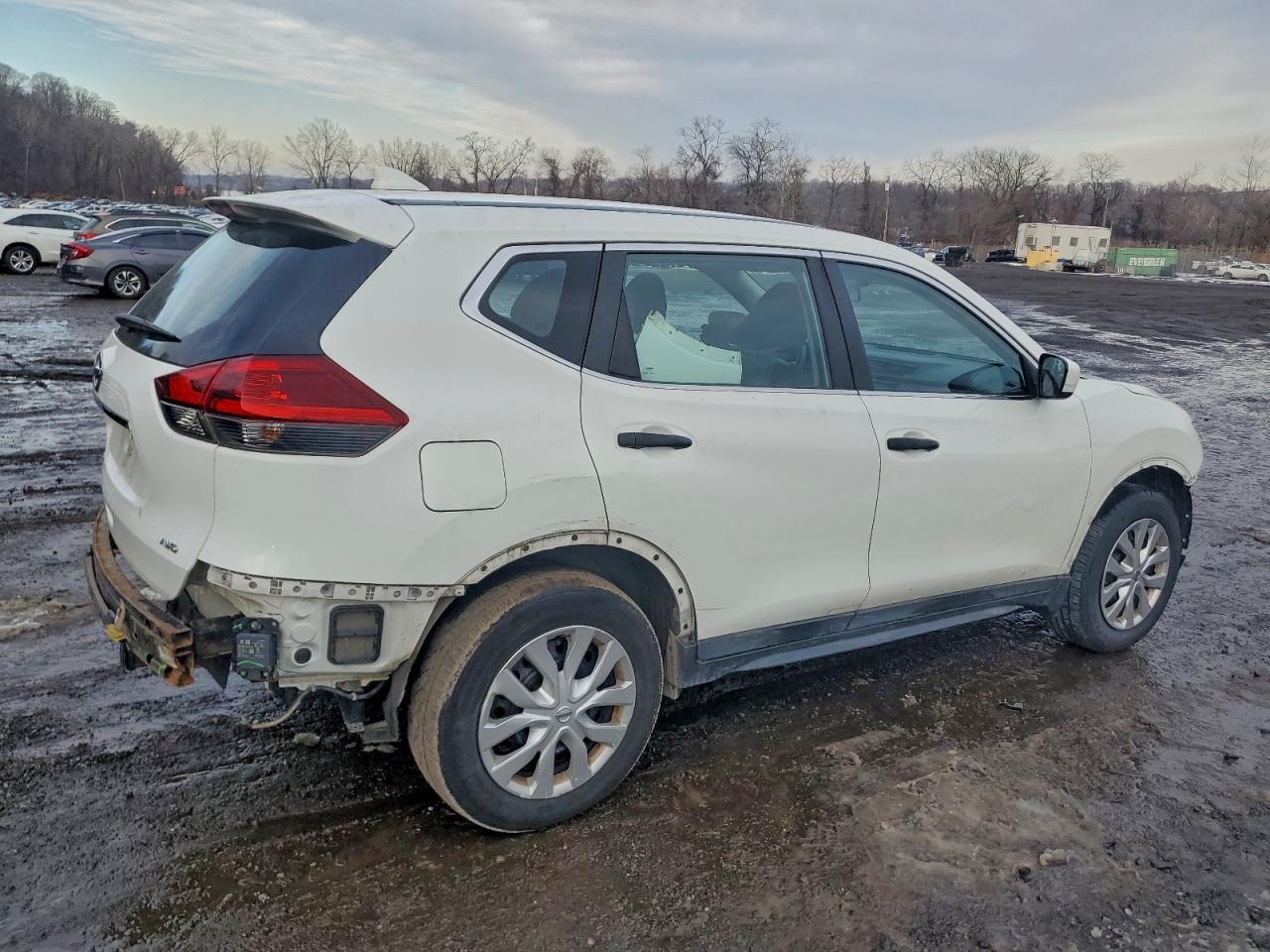2018 NISSAN ROGUE S photo 7