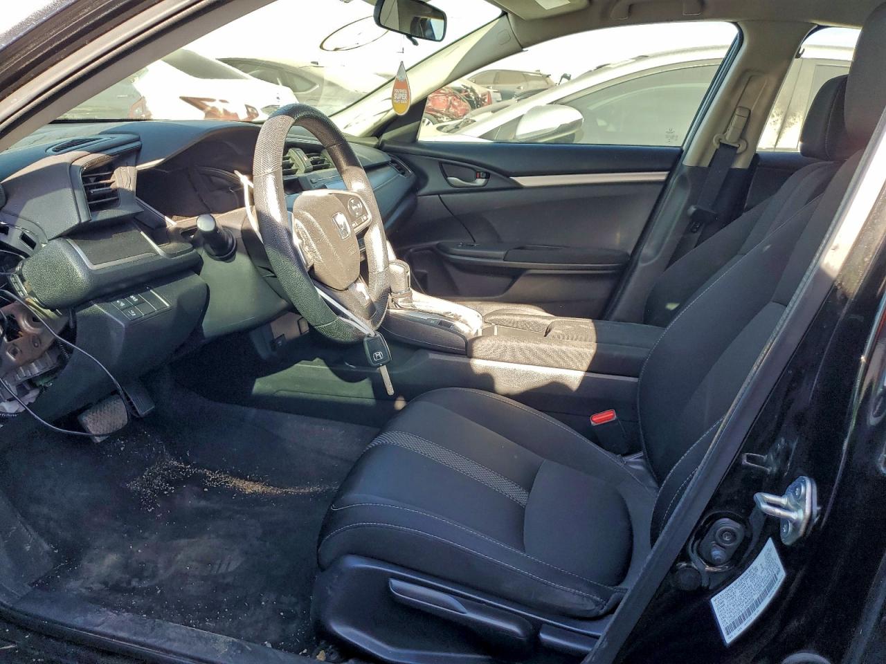 2020 HONDA CIVIC LX photo 13