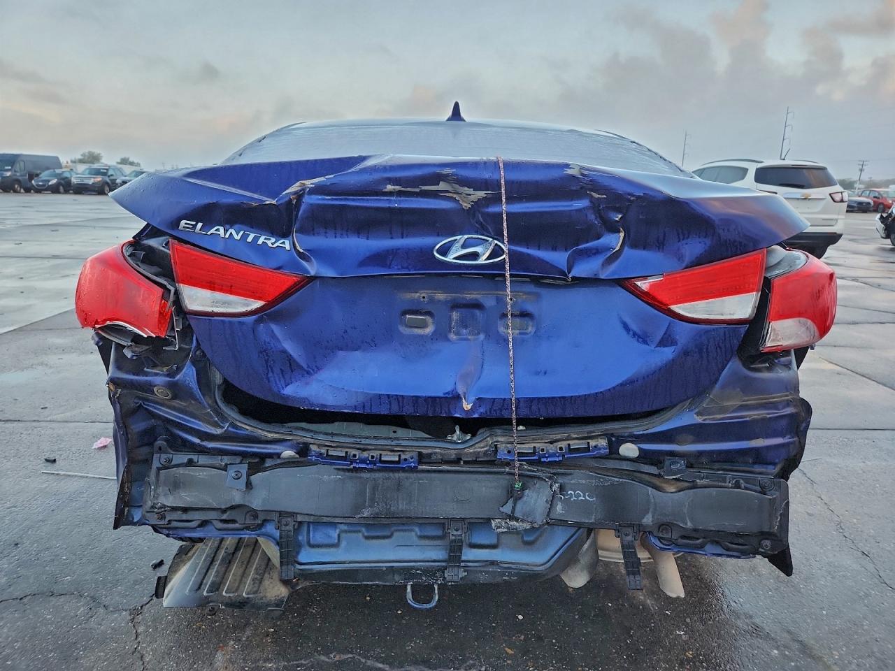 2013 HYUNDAI ELANTRA GLS photo 11