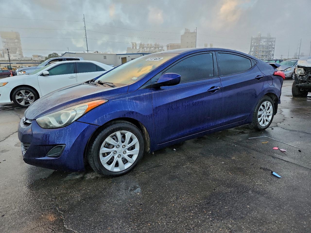 2013 HYUNDAI ELANTRA