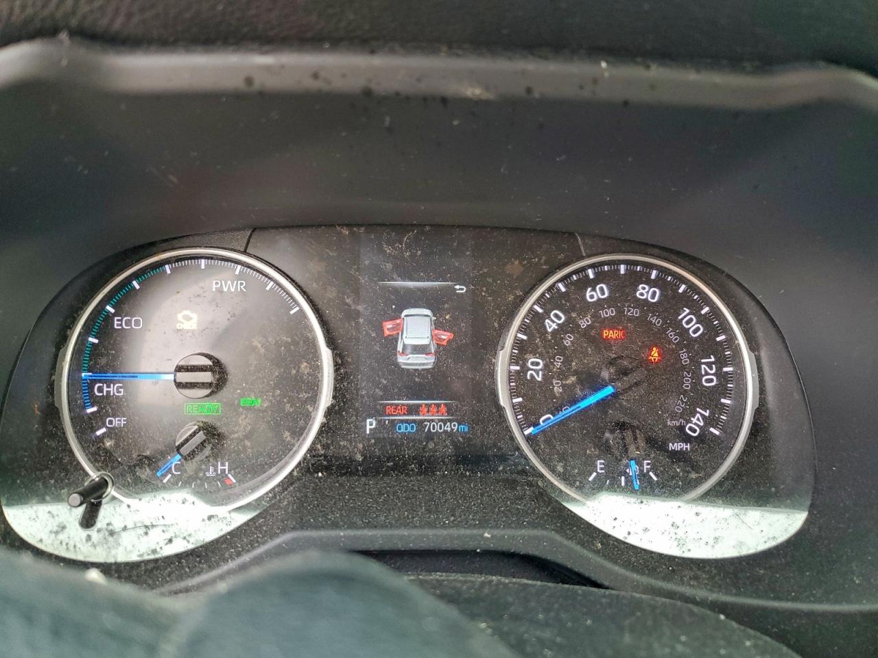2021 TOYOTA RAV4 XLE photo 9