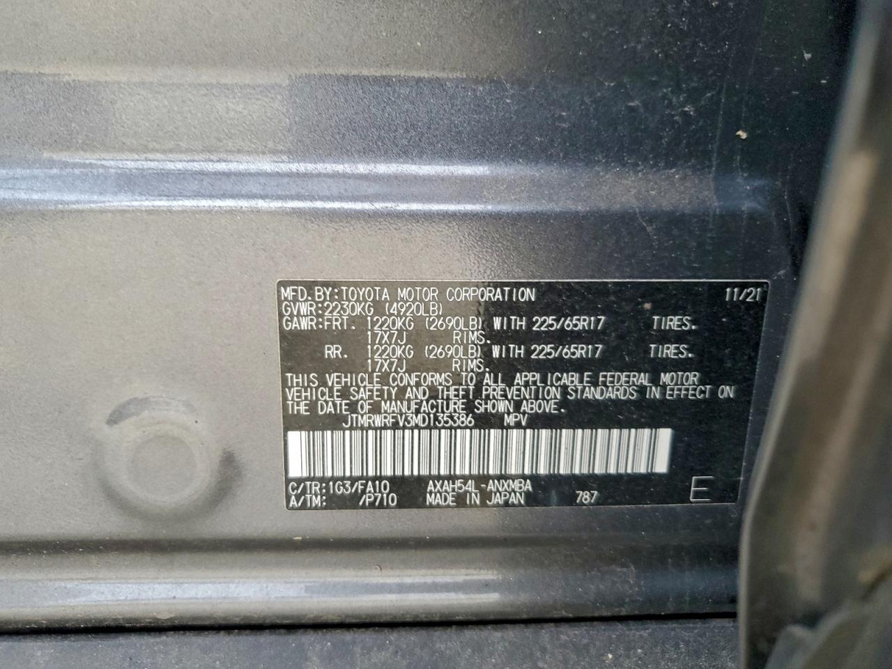 2021 TOYOTA RAV4 XLE photo 12