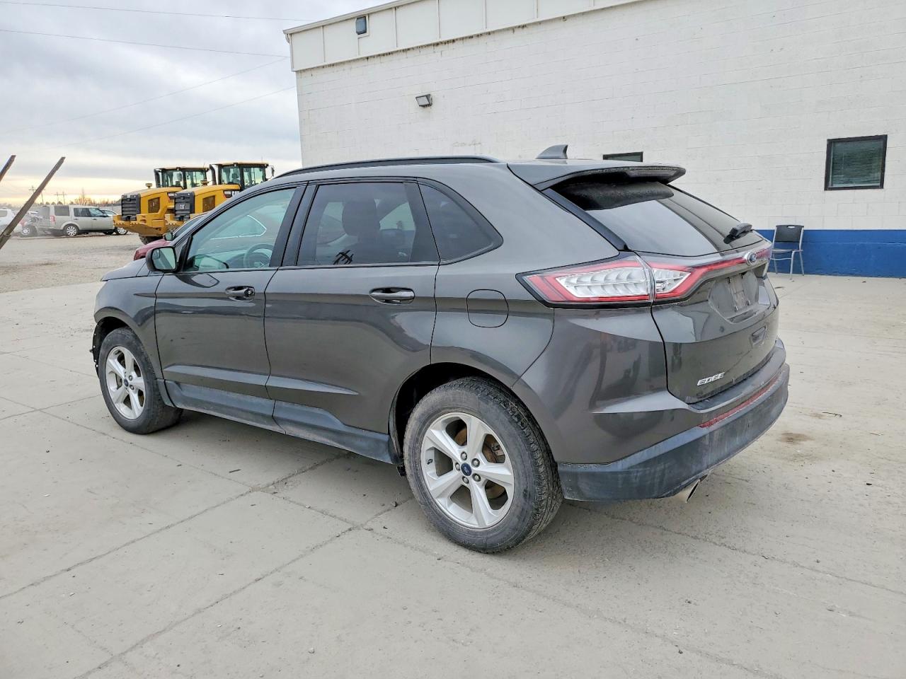 2018 FORD EDGE SE photo 2