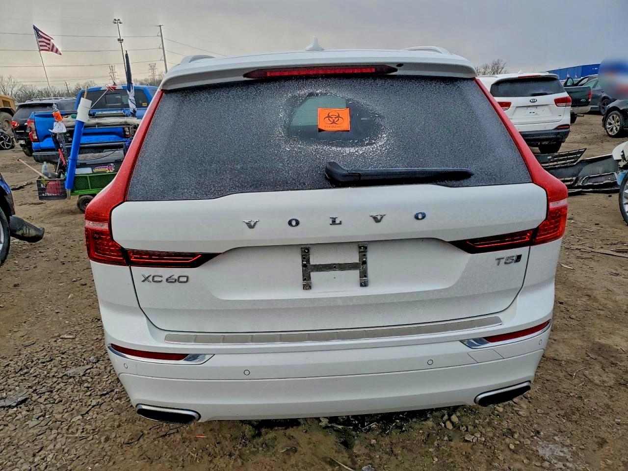 2021 VOLVO XC60 T5 INSCRIPTION photo 6