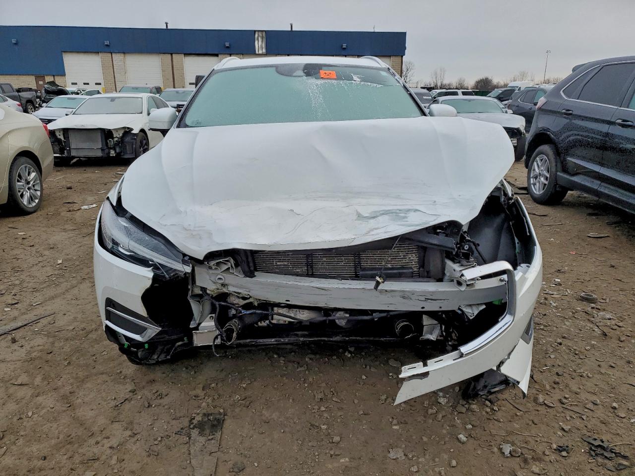 2021 VOLVO XC60 T5 INSCRIPTION photo 5