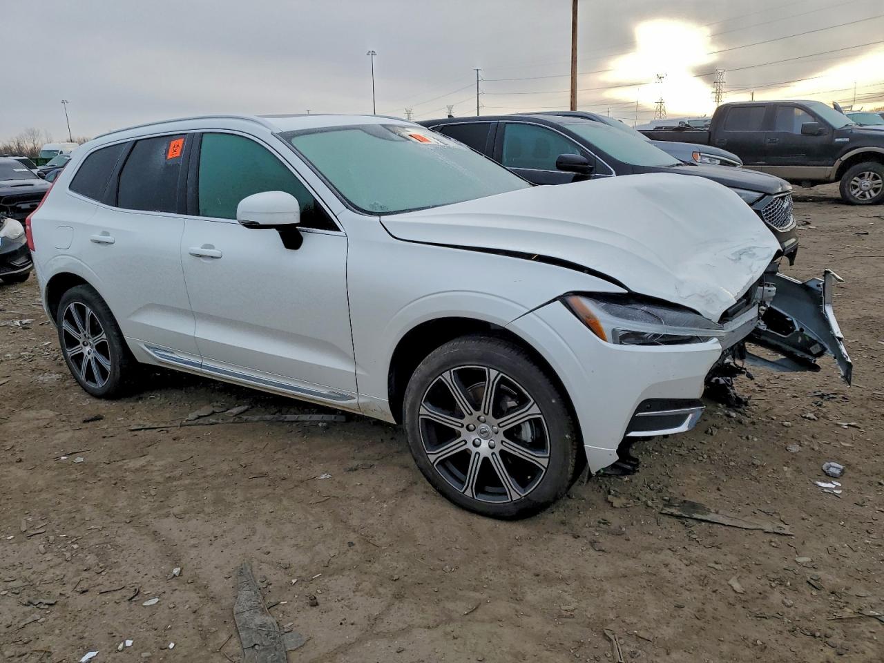 2021 VOLVO XC60 T5 INSCRIPTION photo 4