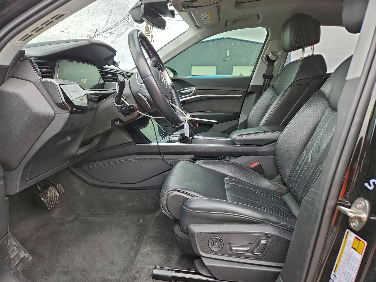 2021 AUDI E-TRON SPORTBACK PRESTIGE photo 7