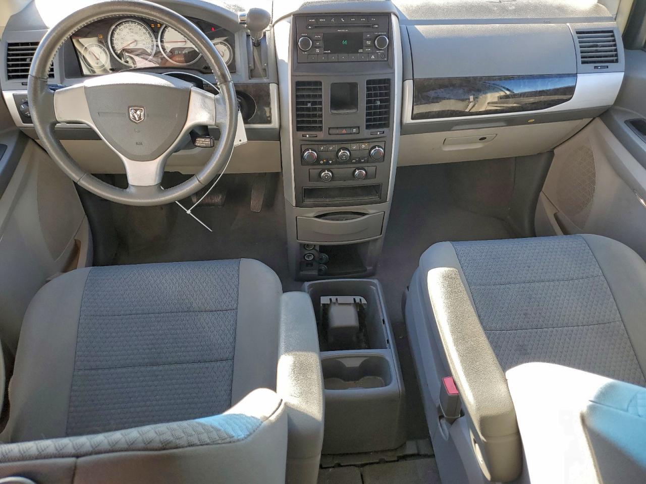 2010 DODGE GRAND CARAVAN SXT photo 15