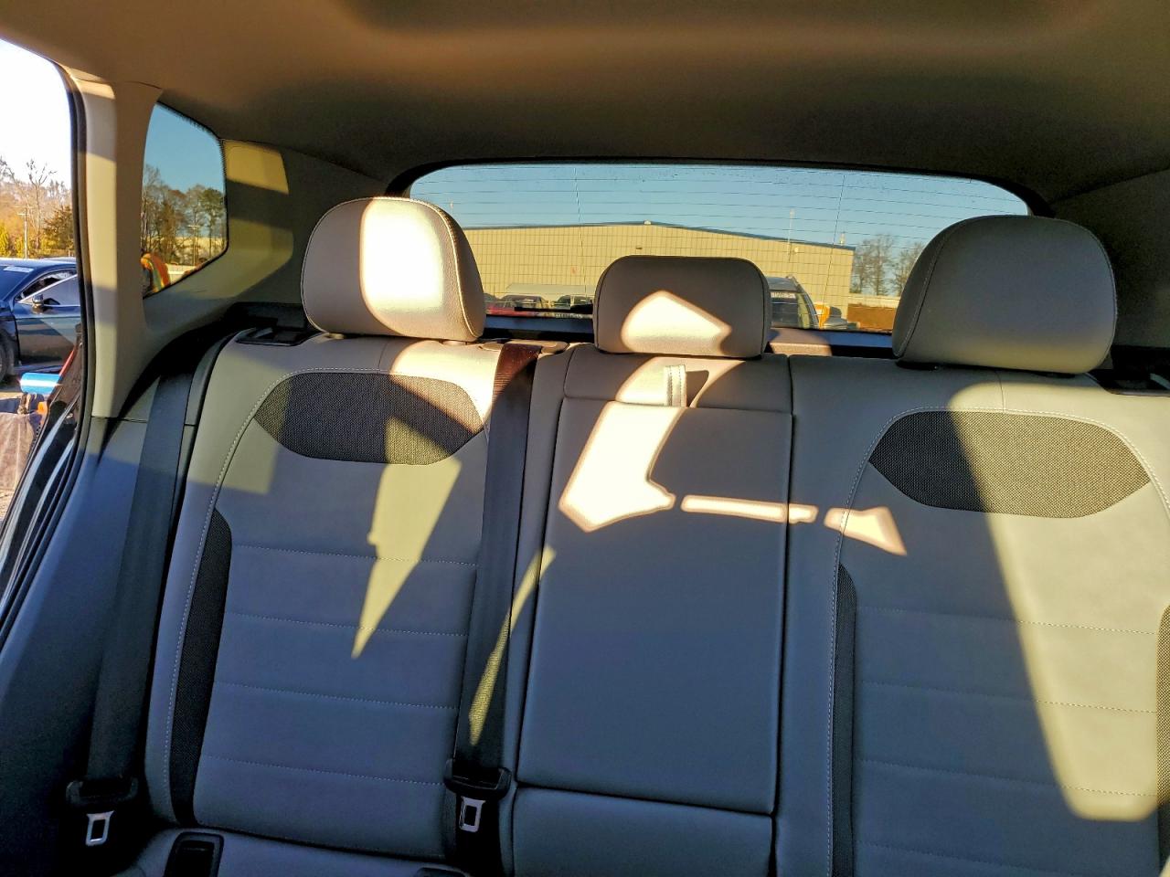 2024 VOLKSWAGEN TAOS SE photo 10