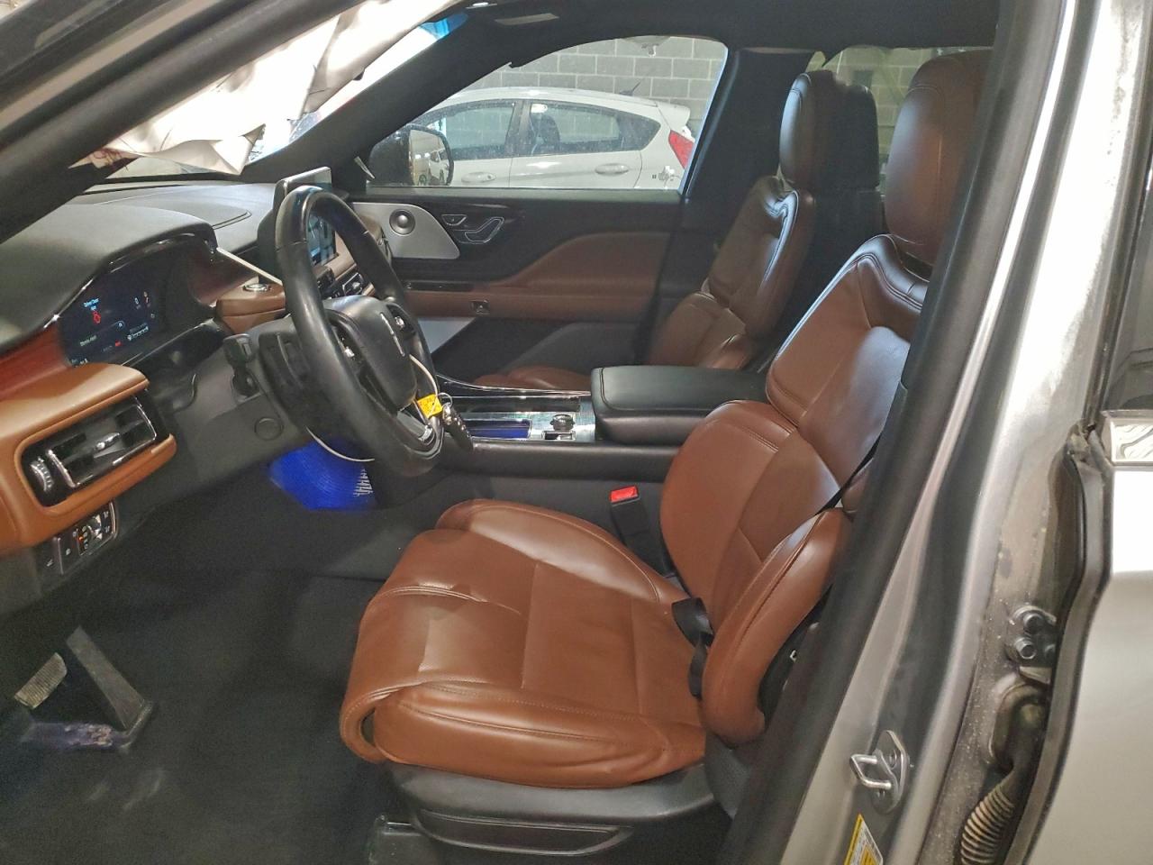 2023 LINCOLN AVIATOR RESERVE photo 13