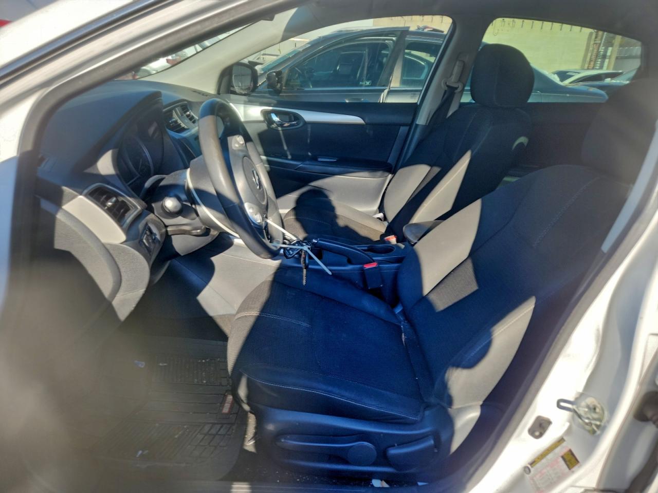 2018 NISSAN SENTRA S photo 7