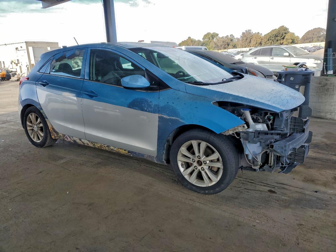 2016 HYUNDAI ELANTRA GT photo 4
